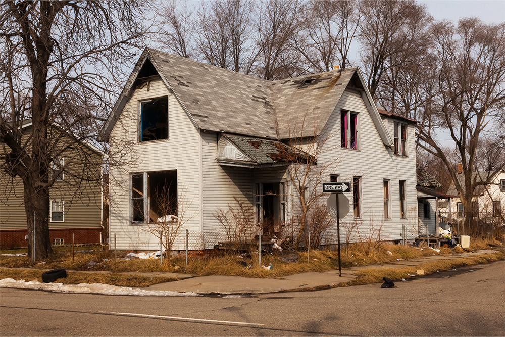 4 Key Steps to Consider Before Buying an Abandoned Home