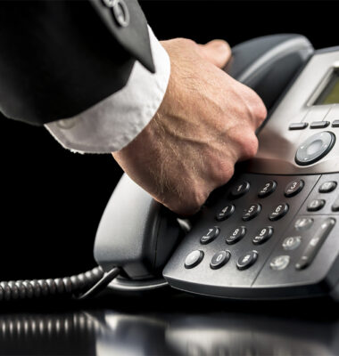 5 Tips for Choosing the Right Business Phone Service