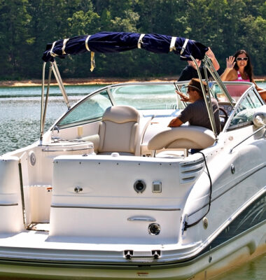 Buying Tips to Find the Right Repossessed Boat Deal