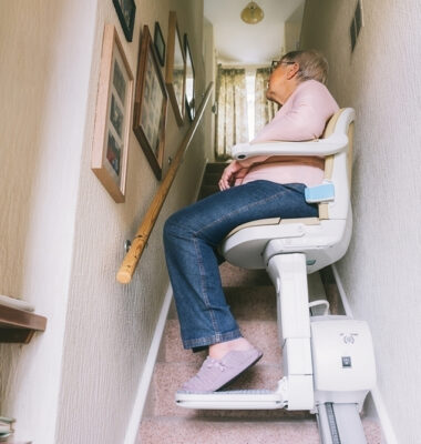 Renting vs. Buying a Stairlift – Benefits to Consider